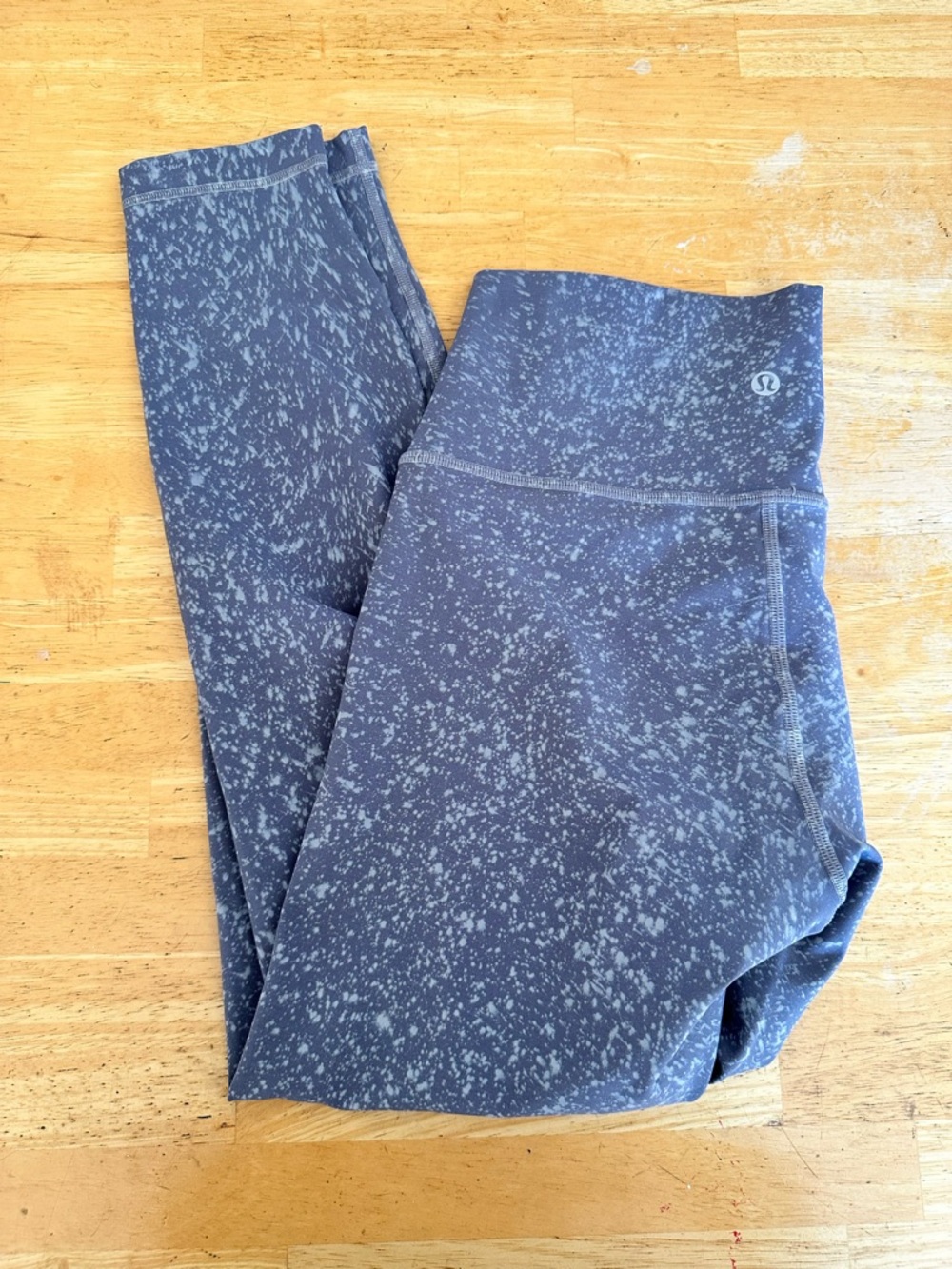 Lululemon Wunder under HR leggings size 6